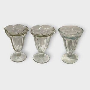 3 Vintage Libbey Mis-matched Tulip Shaped Sundae Glasses 2 Scalloped and 1 Plain